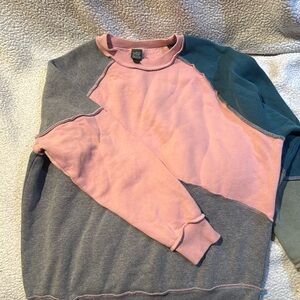 Color block crewneck